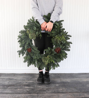 16" Mixed Wreath Premium - Riverside Secondary School