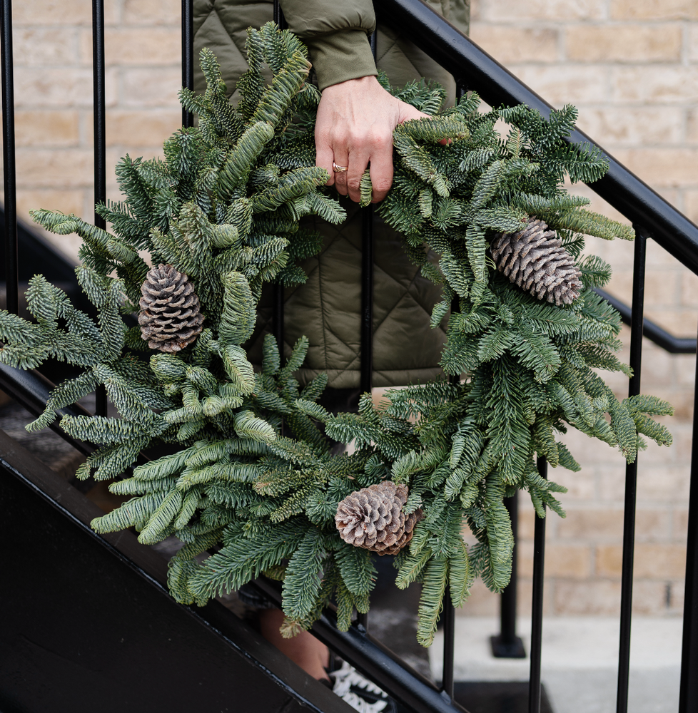 16" Noble Fir Premium Wreath