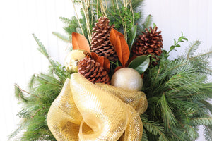 14" Round Winter Planter - École Elémentaire Catholique Georges P Vanier