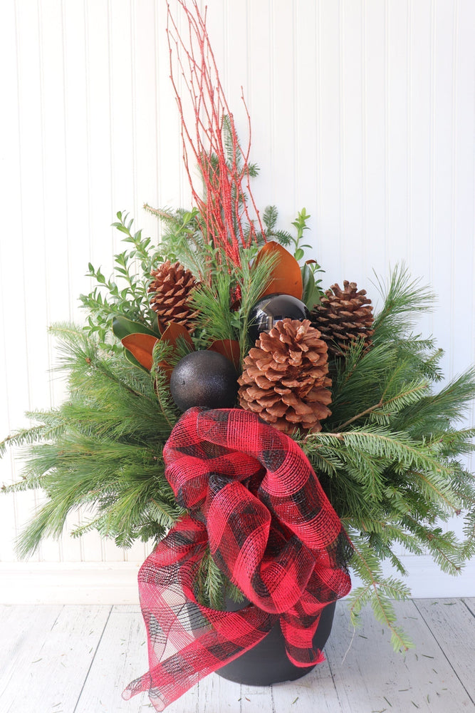 14" Round Winter Planter - United Way Windsor Essex
