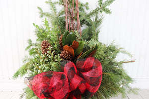 10" Round Winter Planter - École Elémentaire Catholique Georges P Vanier