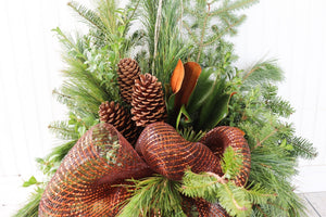 10" Round Winter Planter - Learning Disabilities Association of Windsor Essex