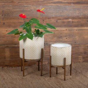 Metal Flower Pot on Metal Stand (Multiple Sizes)